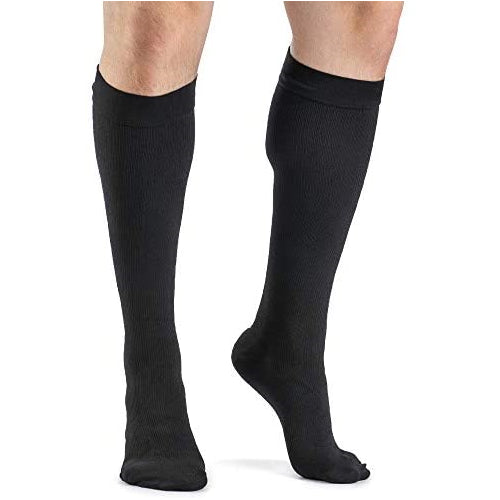 SIGVARIS MenÃ¢Â€Â™s DYNAVEN Closed Toe Calf-High Socks 15-20mmHg