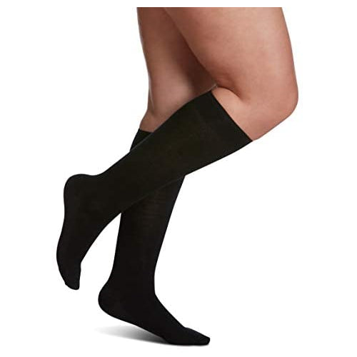 SIGVARIS WomenÃ¢Â€Â™s Merino Wool Knee-High Compression Socks 15-20mmHg